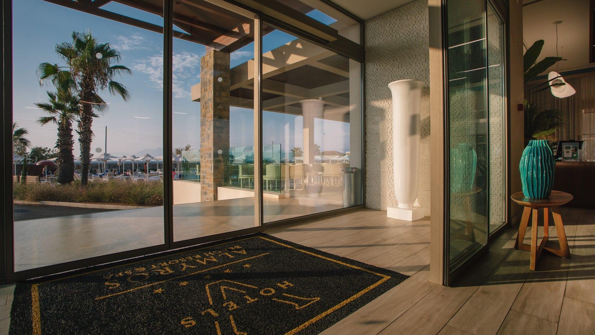 Almyros Beach Almiros Beach Exterior foto Entrance to the hotel