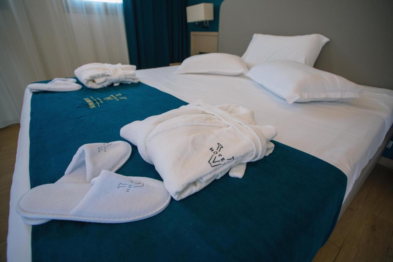 Almyros Beach Almiros Beach Exterior foto A guest room at the hotel