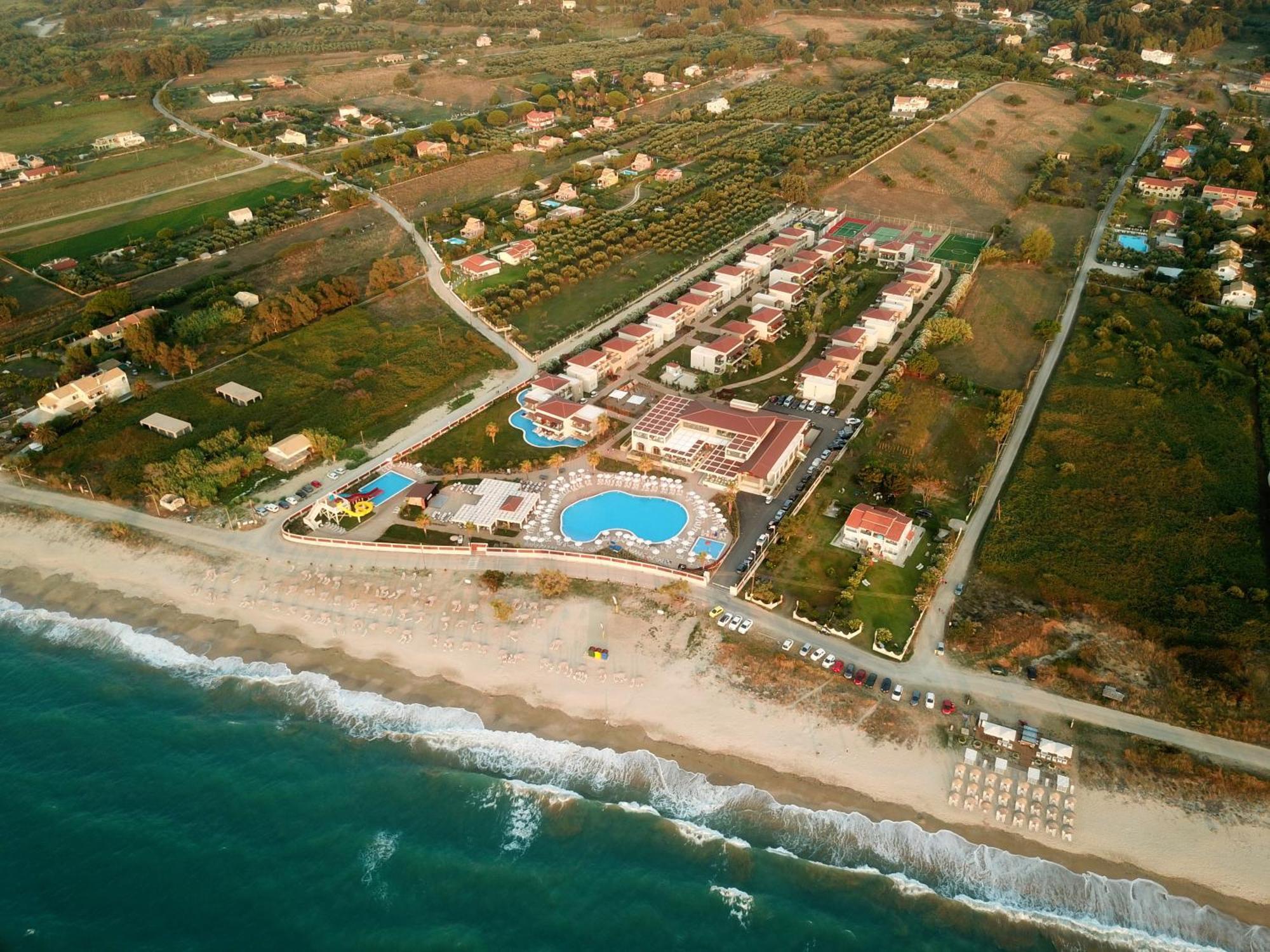 Almyros Beach Almiros Beach Exterior foto Aerial view of the resort