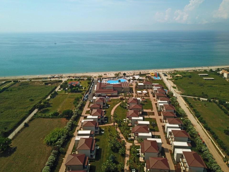 Almyros Beach Almiros Beach Exterior foto Aerial view of the resort